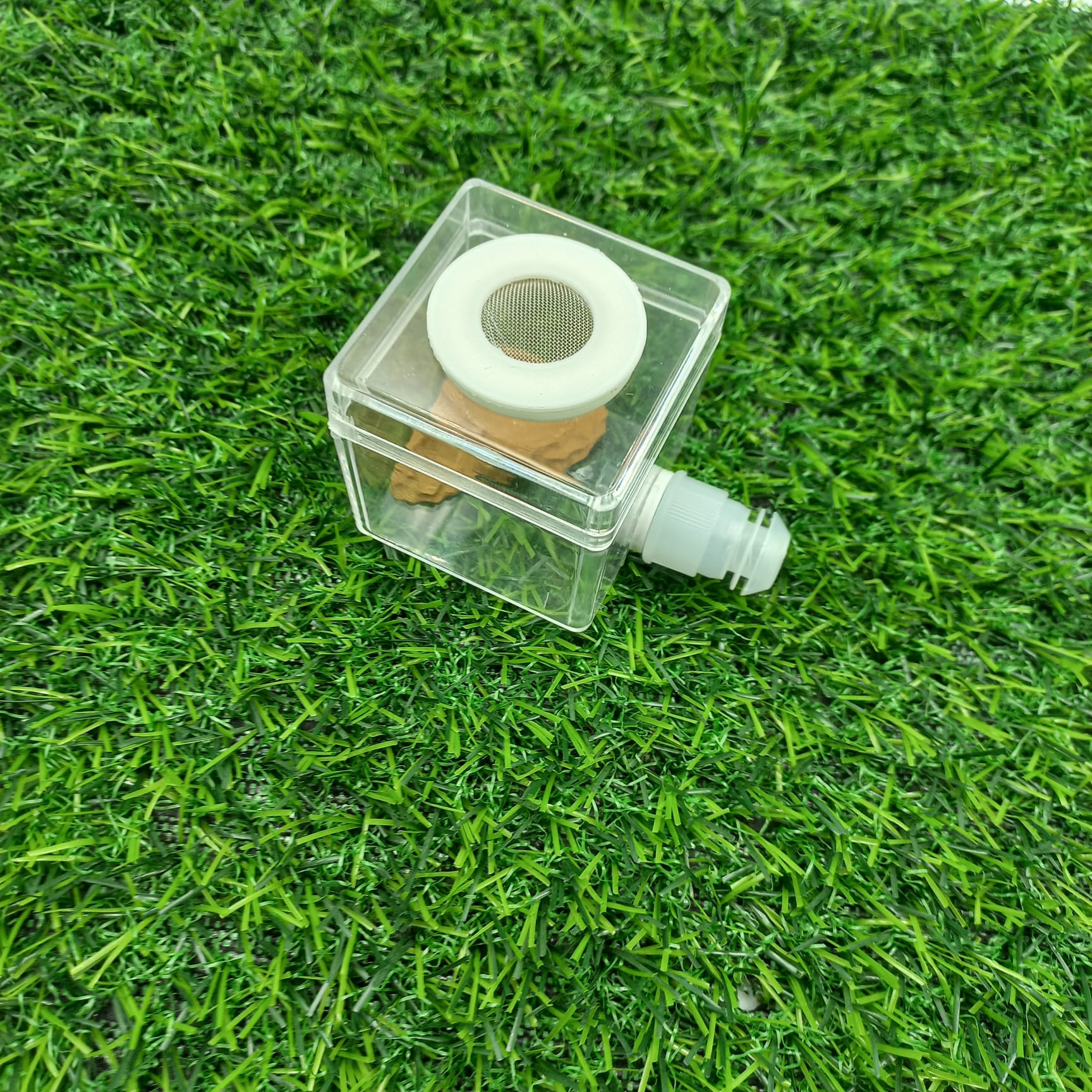 b53ffb5b-eb43-4d3e-807d-16540b5e2414 4x4x4 cm Outworld - Görsel 1